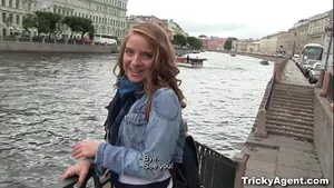 Métisse sportive baisée dur au casting porno amateur