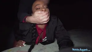 Beurette baisée par agent public français hardcore POV