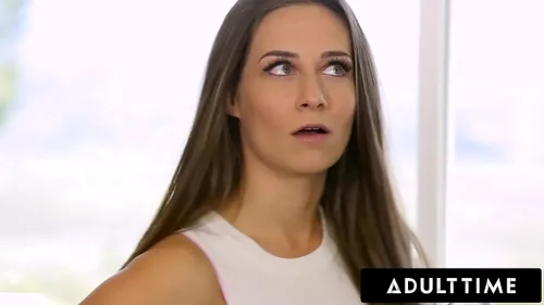 Cassidy Klein se venge par sodomie brutale avec grosse bite