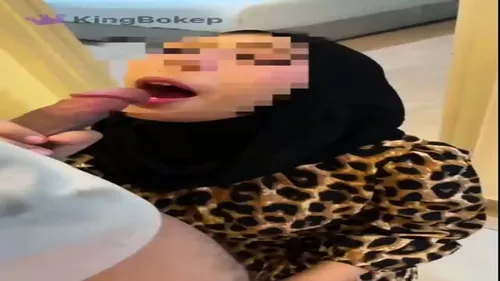 Beurette voilée suce et baise en amateur